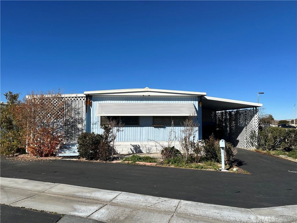 14411 Palmdale Road SPC 6, Victorville, CA 92392