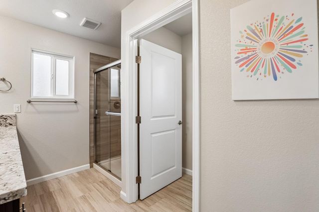 9140 Hensley Way, Elk Grove, CA 95758