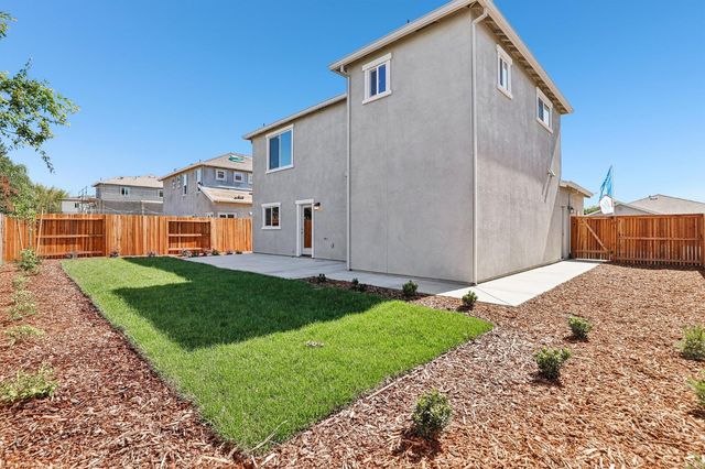 9140 Hensley Way, Elk Grove, CA 95758