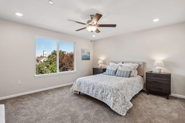 9140 Hensley Way, Elk Grove, CA 95758