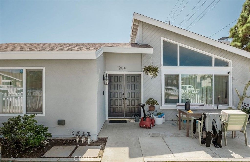 204 Springfield Avenue, Huntington Beach, CA 92648 — exterior