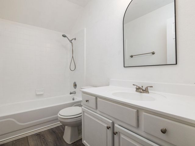 1210 Boerne DR, Cedar Park, TX 78613