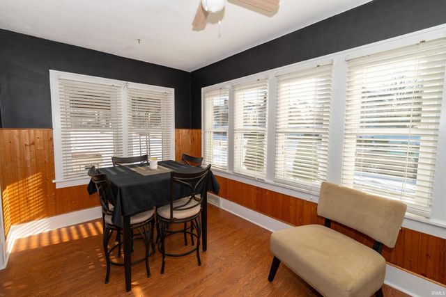 909 E Oakside Street, South Bend, IN 46614