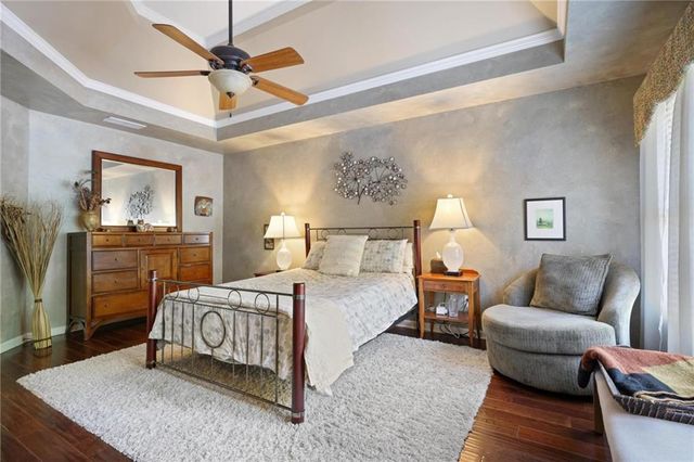 1182 Brookhaven Glen NE, Atlanta, GA 30319