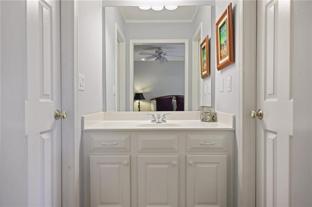 1182 Brookhaven Glen NE, Atlanta, GA 30319