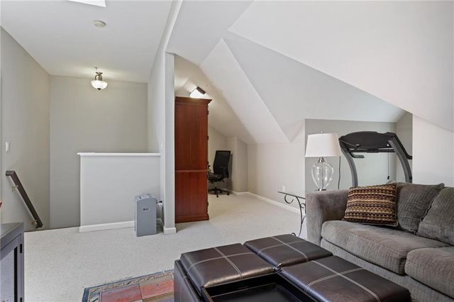 1182 Brookhaven Glen NE, Atlanta, GA 30319