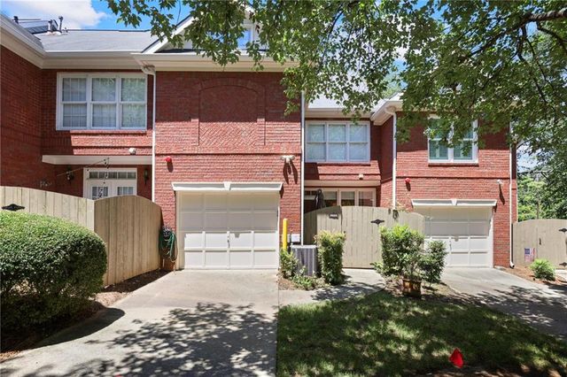1182 Brookhaven Glen NE, Atlanta, GA 30319