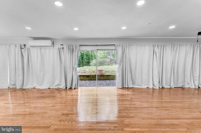 7415 HASTINGS ST, Springfield, VA 22150