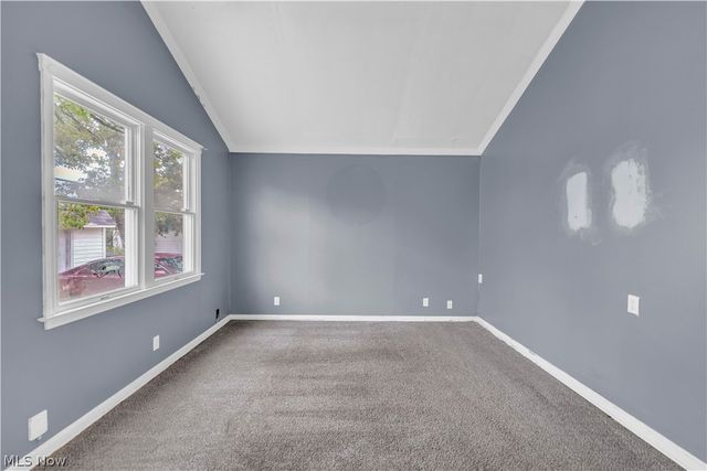 15901 Edgewood Avenue, Cleveland, OH 44137