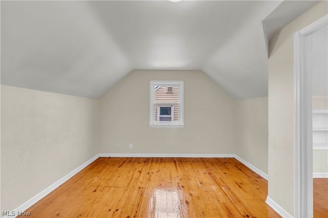 15901 Edgewood Avenue, Cleveland, OH 44137