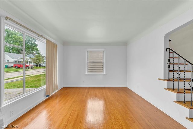 15901 Edgewood Avenue, Cleveland, OH 44137
