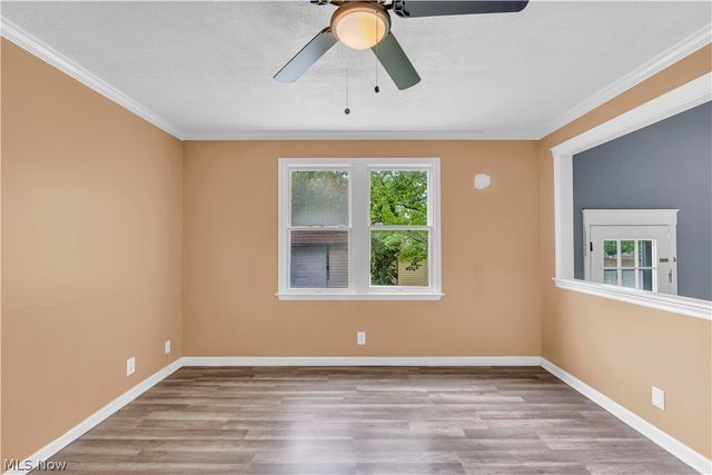 15901 Edgewood Avenue, Cleveland, OH 44137