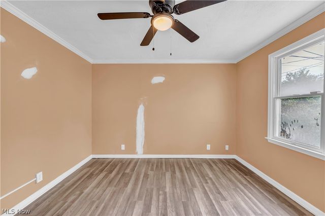 15901 Edgewood Avenue, Cleveland, OH 44137