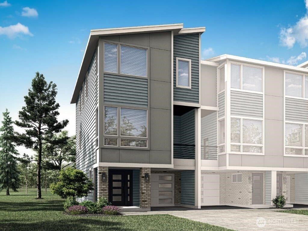 12802 66th Avenue S, Seattle, WA 98178