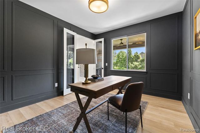 35704 Addison Drive, New Baltimore, MI 48047