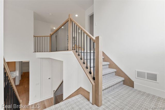 35704 Addison Drive, New Baltimore, MI 48047