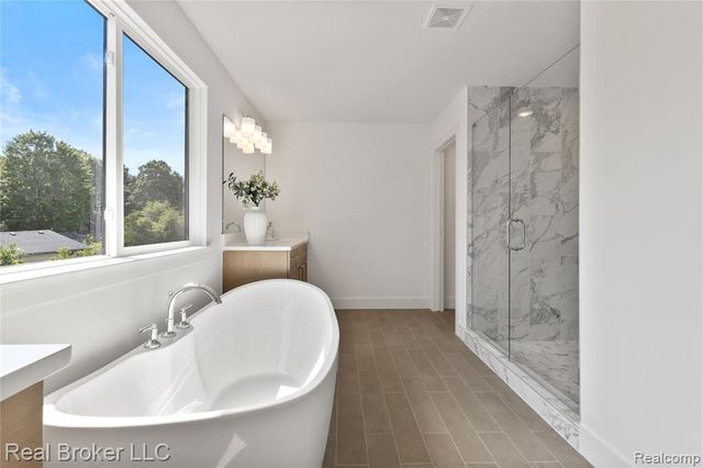 35704 Addison Drive, New Baltimore, MI 48047