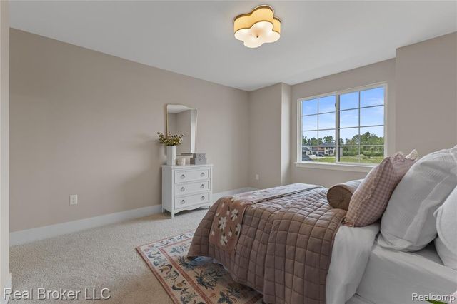 35704 Addison Drive, New Baltimore, MI 48047