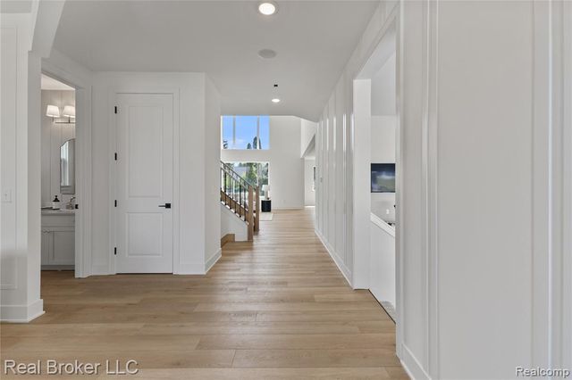 35704 Addison Drive, New Baltimore, MI 48047