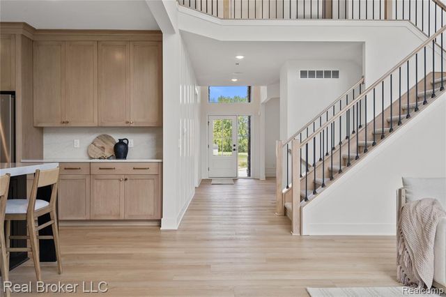 35704 Addison Drive, New Baltimore, MI 48047