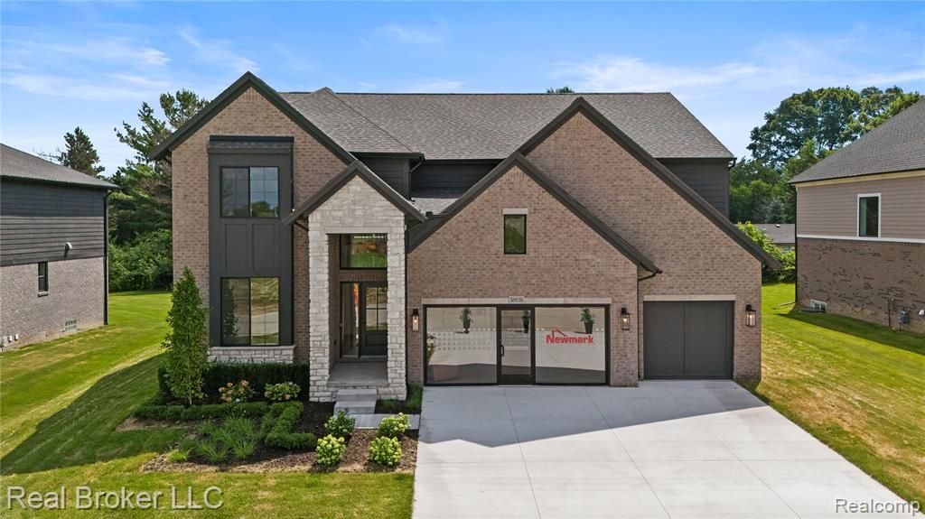 35704 Addison Drive, New Baltimore, MI 48047