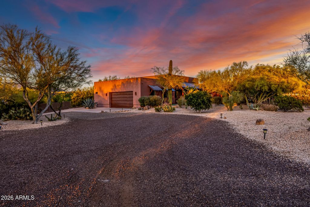 1910 E JOY RANCH Road, Phoenix, AZ 85086 — photo 3