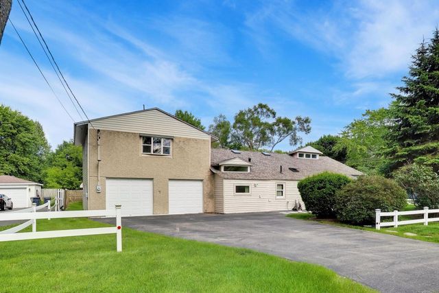 10238 W Wadsworth Road, Beach Park, IL 60099