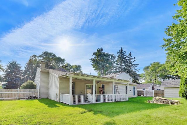 10238 W Wadsworth Road, Beach Park, IL 60099
