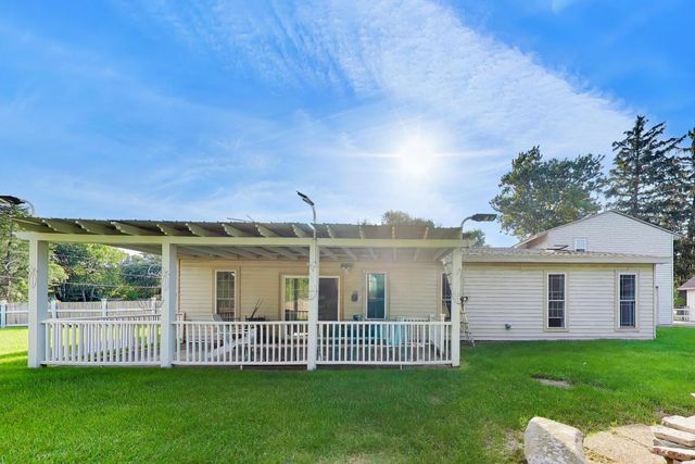 10238 W Wadsworth Road, Beach Park, IL 60099