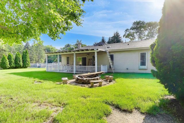 10238 W Wadsworth Road, Beach Park, IL 60099