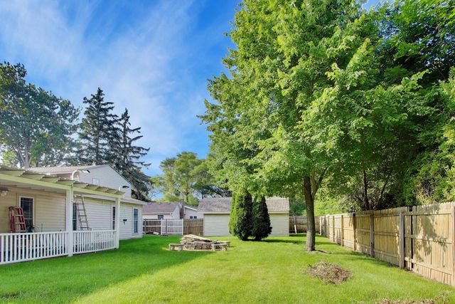 10238 W Wadsworth Road, Beach Park, IL 60099