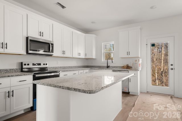 3034 Woodlands Creek Drive, Monroe, NC 28110