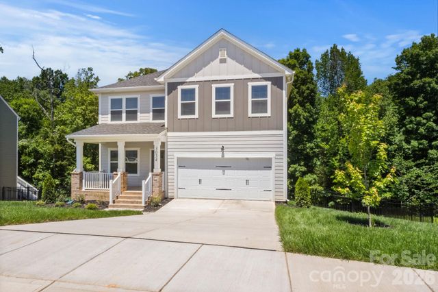 3034 Woodlands Creek Drive, Monroe, NC 28110