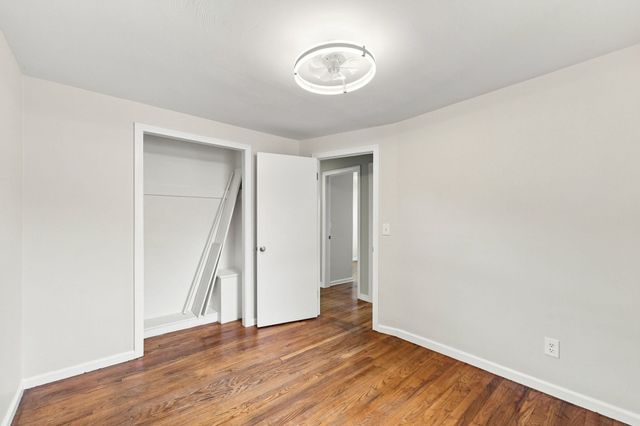 76 Daley St, Chicopee, MA 01013