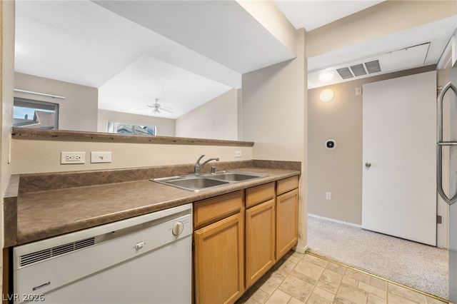 45 maleena mesa st 1227, Henderson, NV 89074