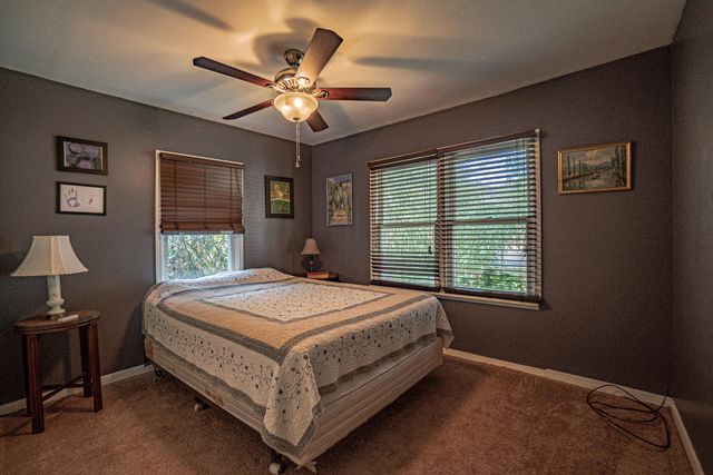 1969 SW Allen Creek Road, Grants Pass, OR 97527