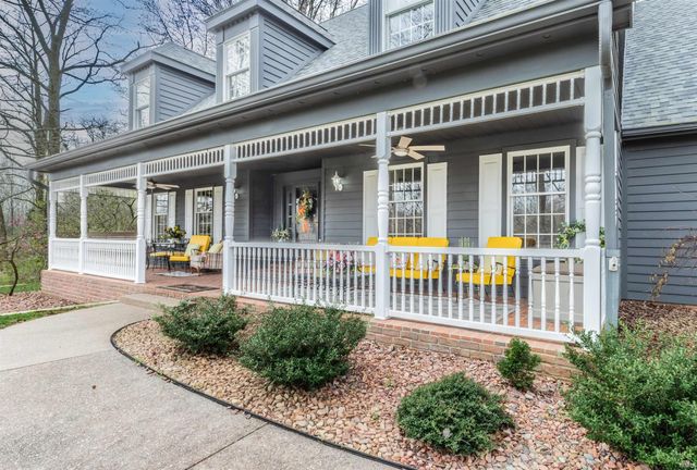 10520 Wilmington Drive, Evansville, IN 47725