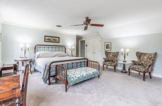 10520 Wilmington Drive, Evansville, IN 47725