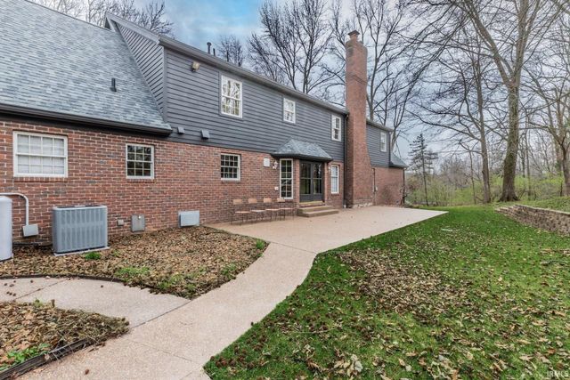 10520 Wilmington Drive, Evansville, IN 47725