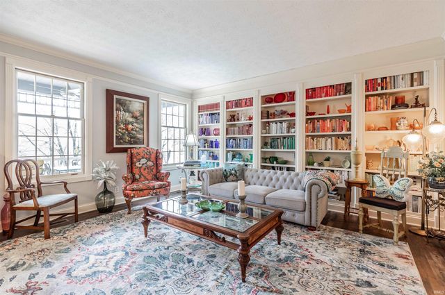 10520 Wilmington Drive, Evansville, IN 47725