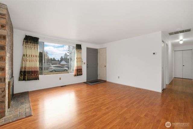 11824 SE 253rd Street, Kent, WA 98030