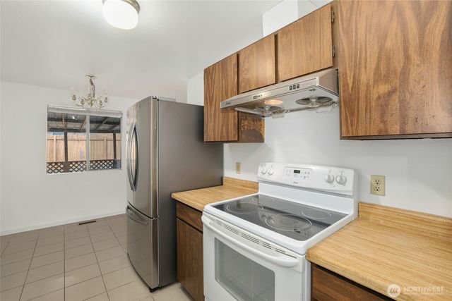 11824 SE 253rd Street, Kent, WA 98030