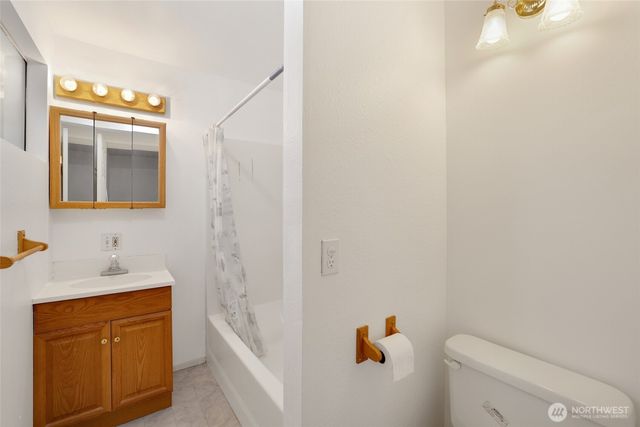 11824 SE 253rd Street, Kent, WA 98030