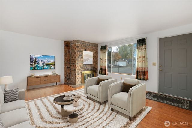 11824 SE 253rd Street, Kent, WA 98030