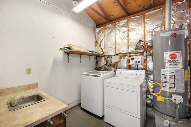 11824 SE 253rd Street, Kent, WA 98030