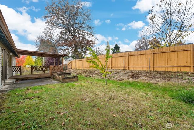 11824 SE 253rd Street, Kent, WA 98030