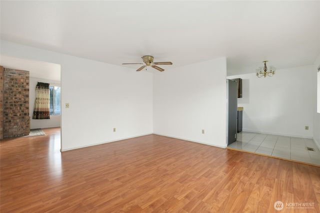 11824 SE 253rd Street, Kent, WA 98030