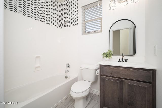 18338 W GETTY Drive, Goodyear, AZ 85338