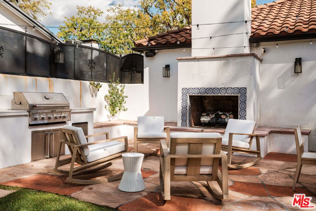 Image 34 of property listing at 5007 Auckland Avenue, North Hollywood, CA 91601