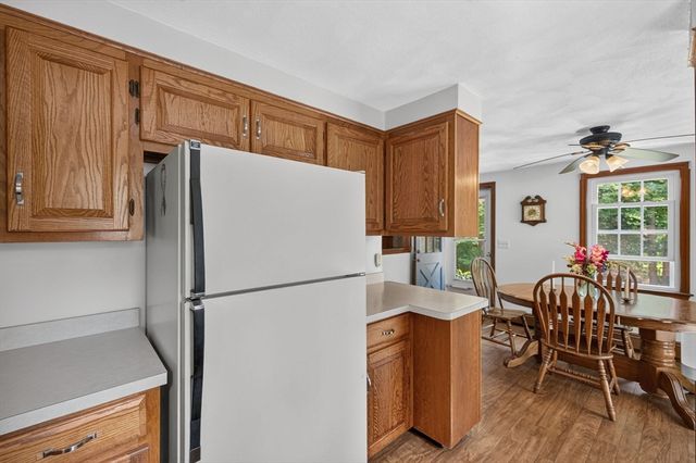 24 Railroad Ave, Taunton, MA 02780
